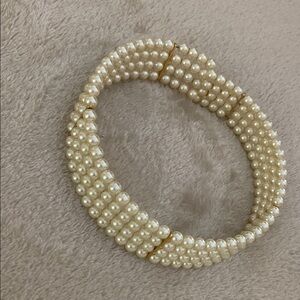Elegant Faux Pearl Choker Necklace